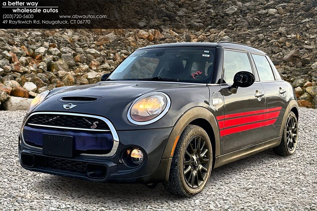 2016 MINI Cooper S 4-Door Hatchback FWD