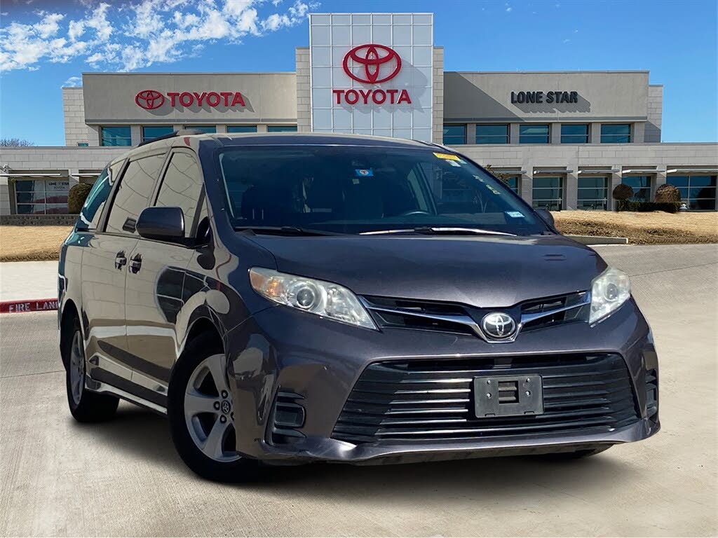 2019 Toyota Sienna L 7-Passenger FWD
