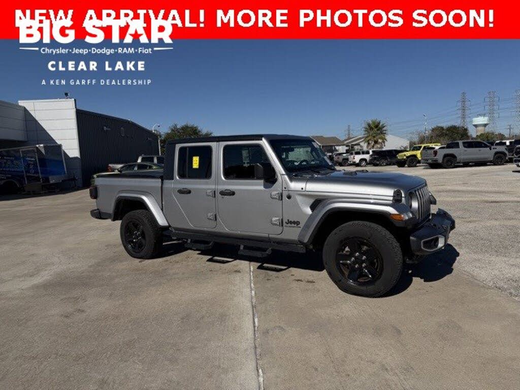 2021 Jeep Gladiator Sport S Crew Cab 4WD