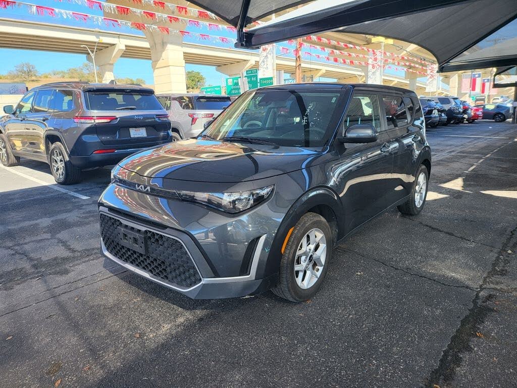 2024 Kia Soul LX FWD