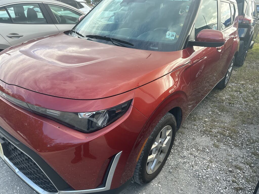 2024 Kia Soul LX FWD