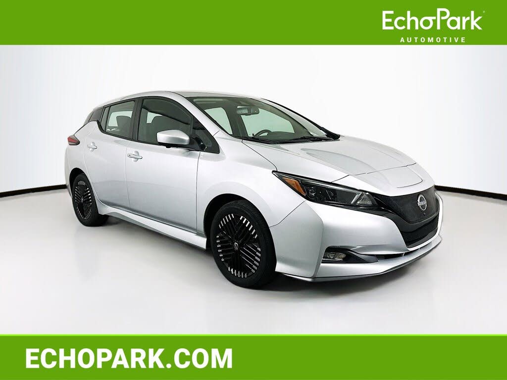 2024 Nissan LEAF SV Plus FWD