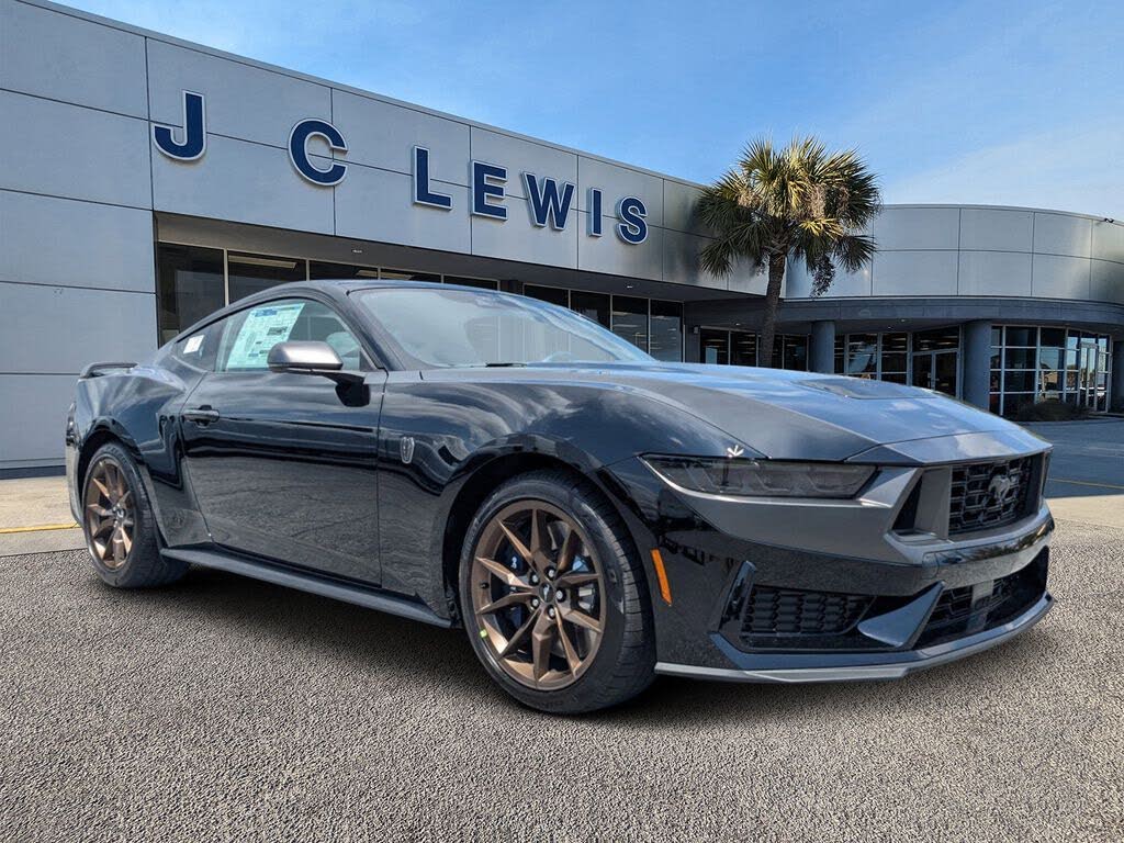2025 Ford Mustang Dark Horse Fastback RWD