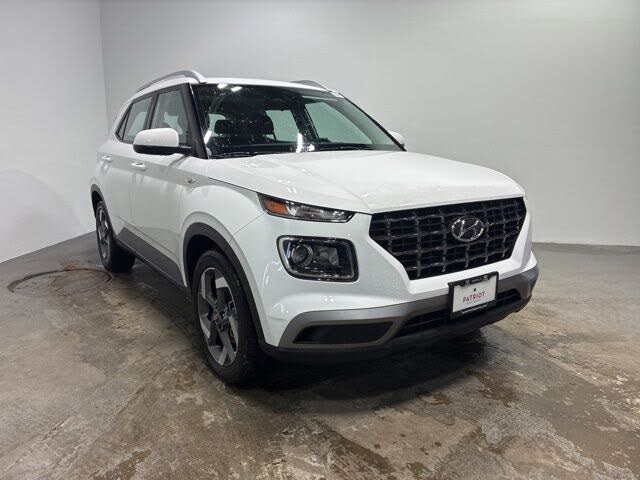 2025 Hyundai Venue SEL FWD