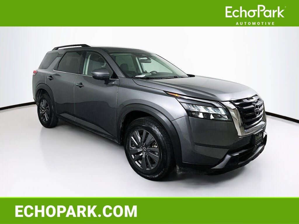 2025 Nissan Pathfinder SV FWD