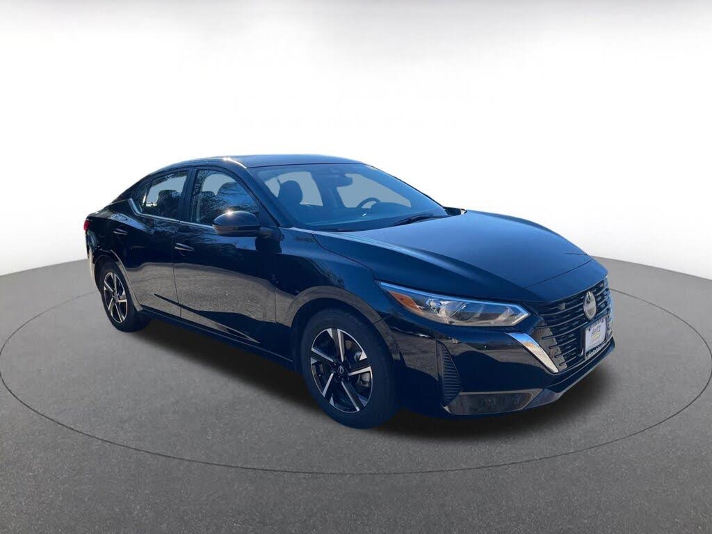2025 Nissan Sentra SV FWD