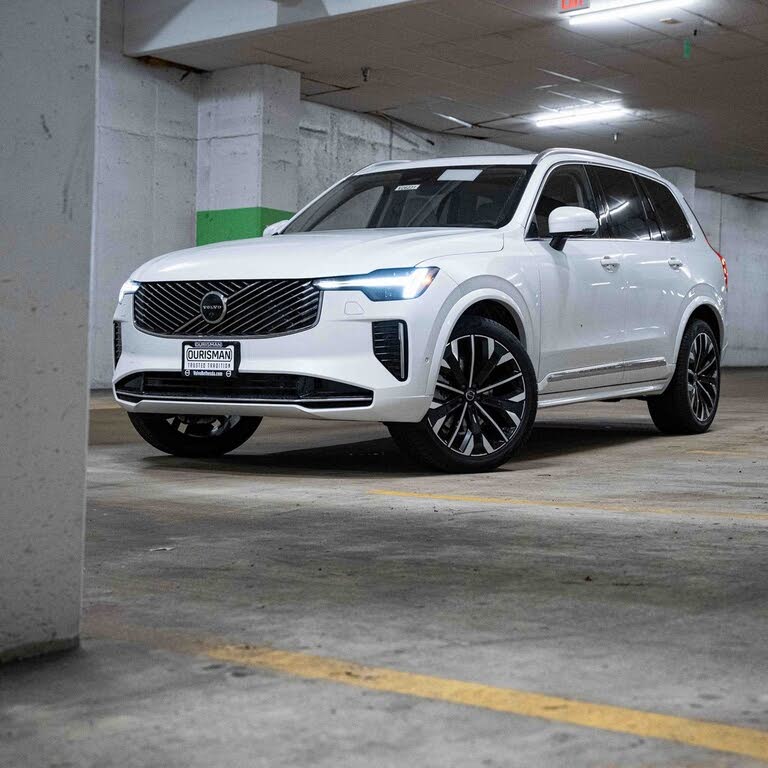2026 Volvo XC90 B6 Ultra 7-Passenger AWD
