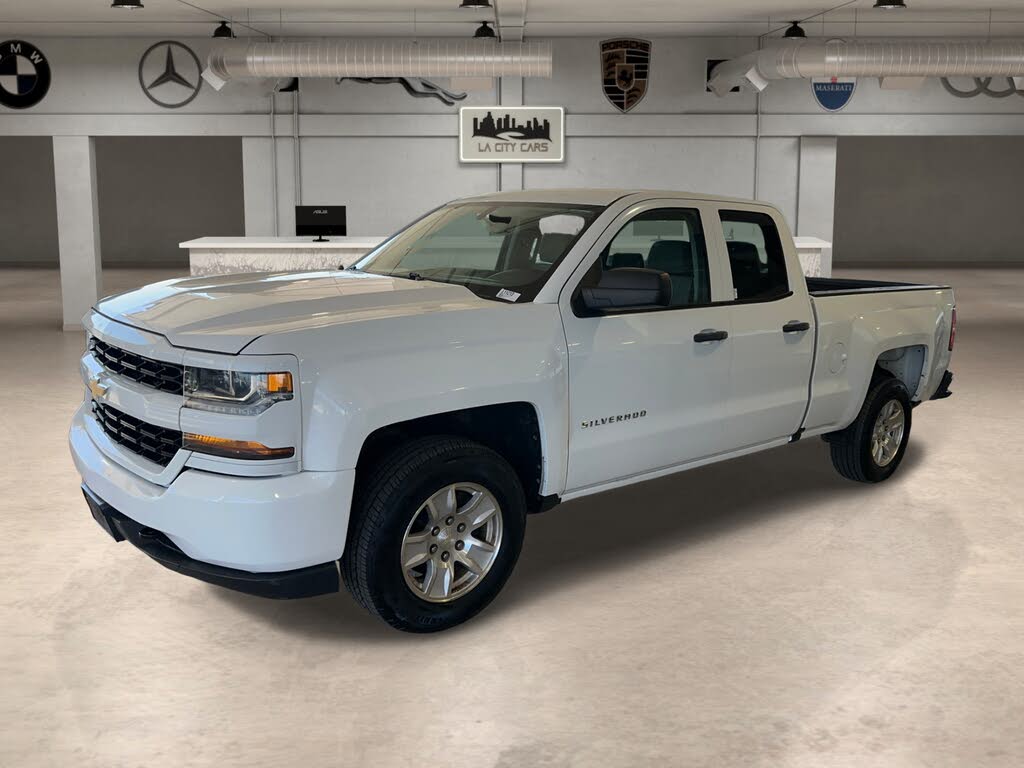 2017 Chevrolet Silverado 1500 Custom Double Cab RWD