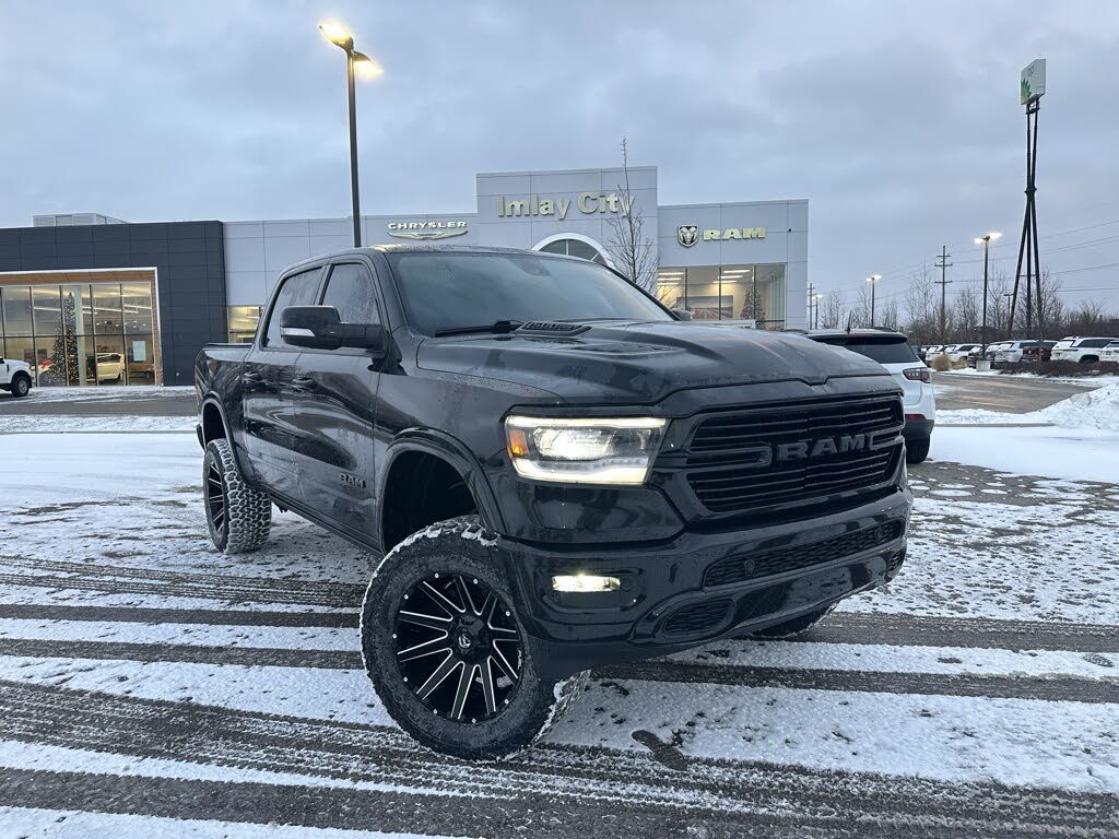 2019 RAM 1500 Laramie Crew Cab 4WD