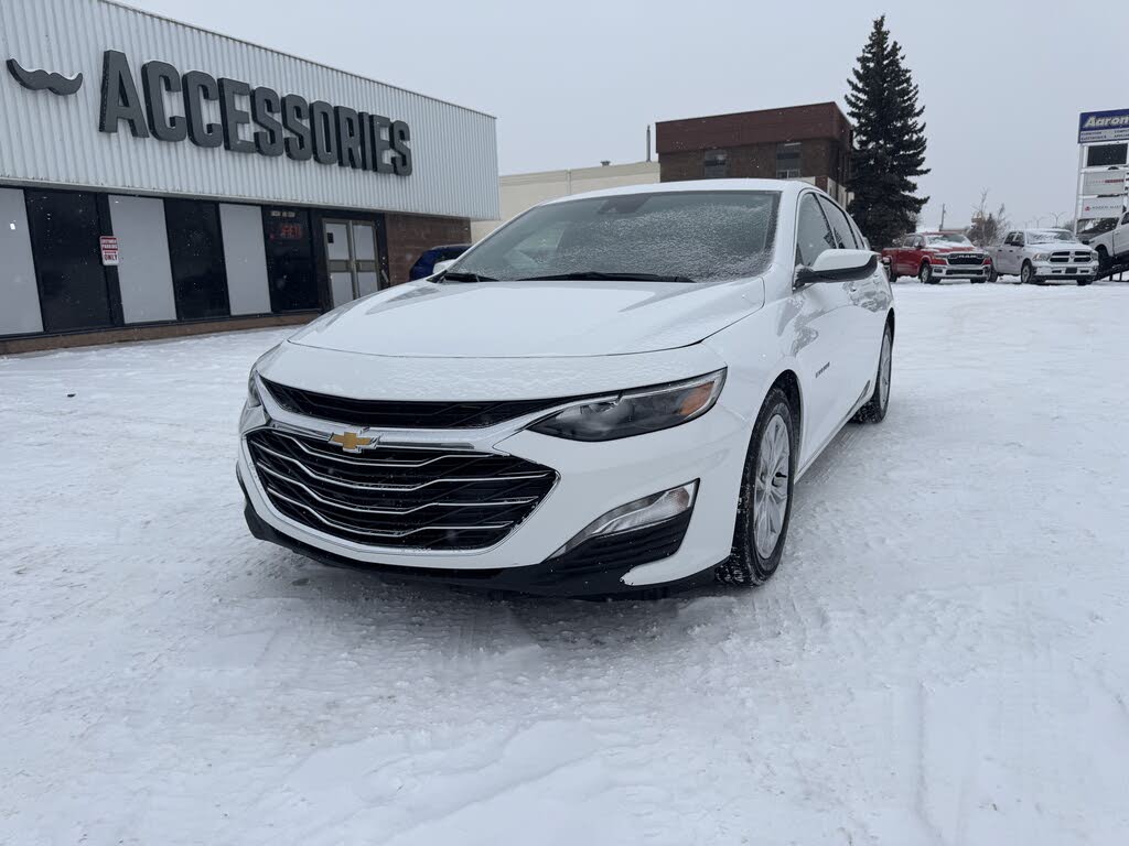 2023 Chevrolet Malibu LT with 1LT FWD