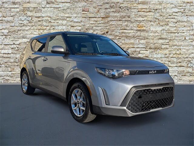 2023 Kia Soul LX FWD