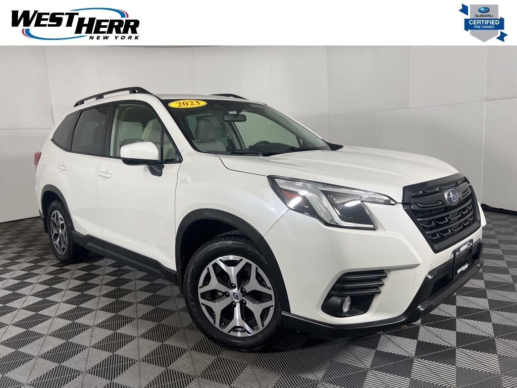 2023 Subaru Forester Premium Crossover AWD
