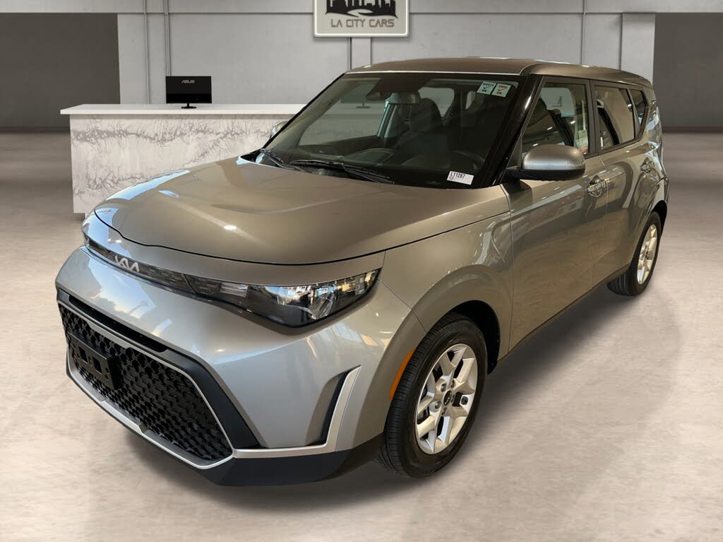 2024 Kia Soul LX FWD
