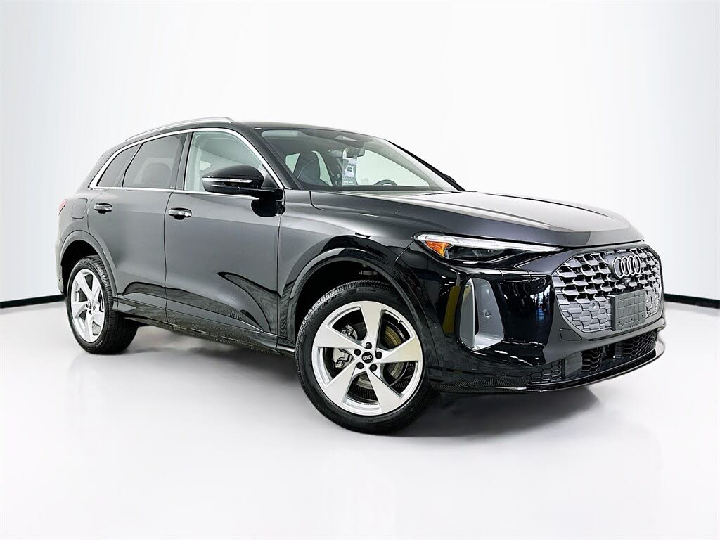 2025 Audi Q5 quattro Premium Plus 40 TFSI