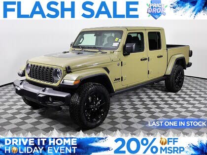 Jeep Gladiator NightHawk Crew Cab 4WD 2025