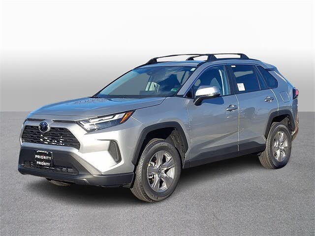 2025 Toyota RAV4 XLE AWD