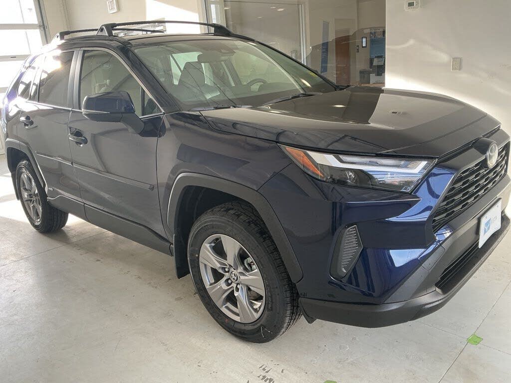 2025 Toyota RAV4 Hybrid XLE AWD