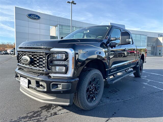 2026 Ford F-250 Super Duty Lariat Crew Cab 4WD