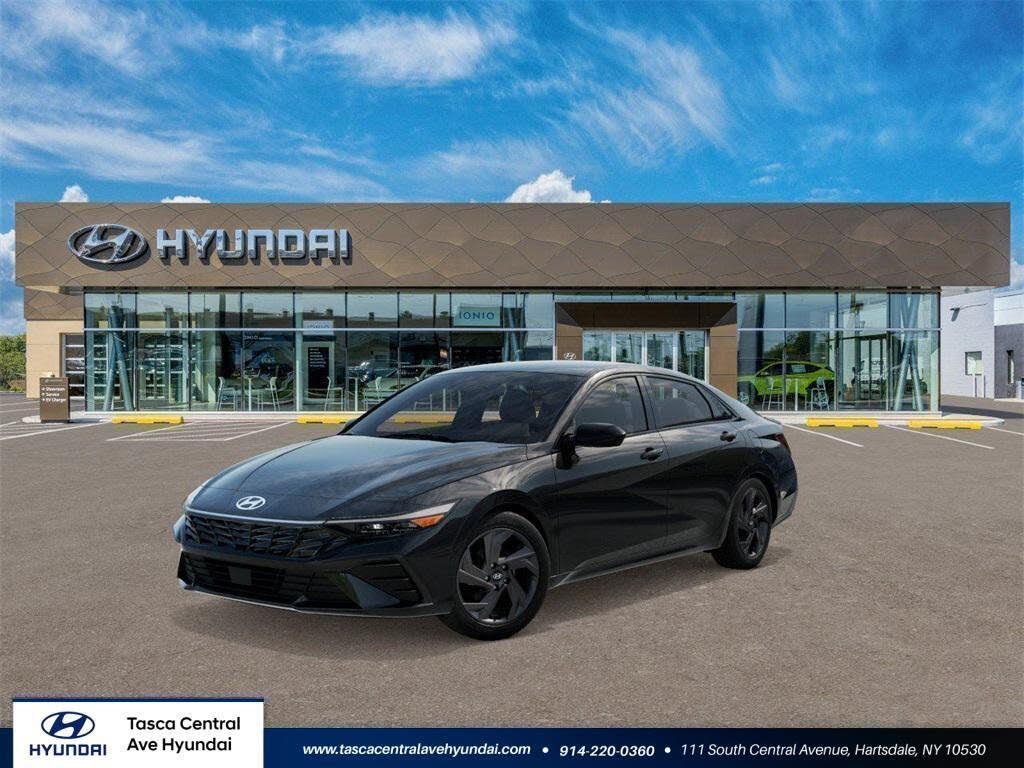 2026 Hyundai Elantra SEL Sport FWD