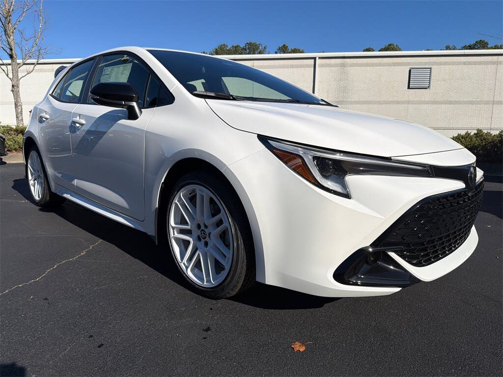 2026 Toyota Corolla Hatchback SE FWD