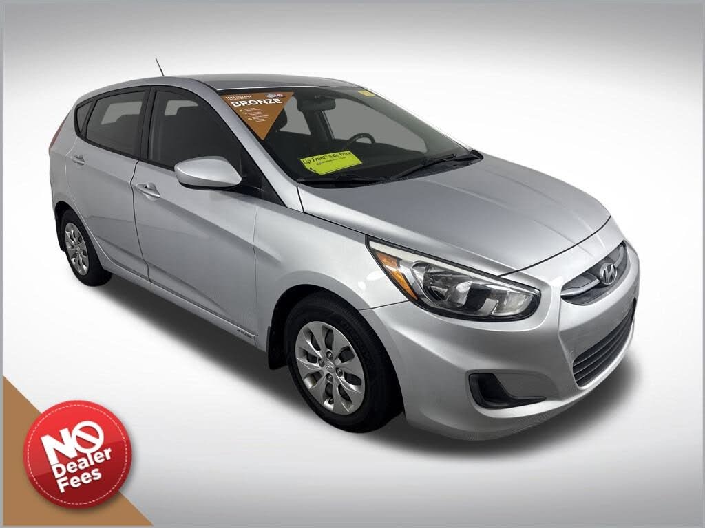 2016 Hyundai Accent SE 4-Door Hatchback FWD
