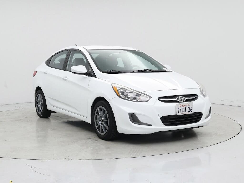 2016 Hyundai Accent SE Sedan FWD