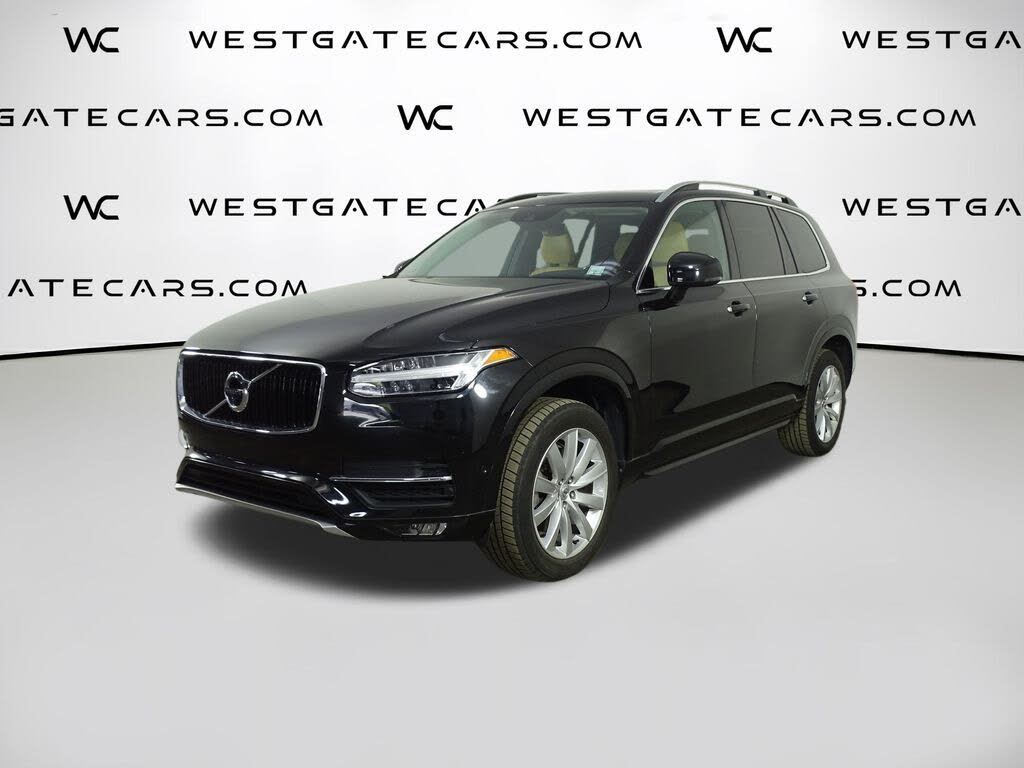 2016 Volvo XC90 T6 Momentum AWD