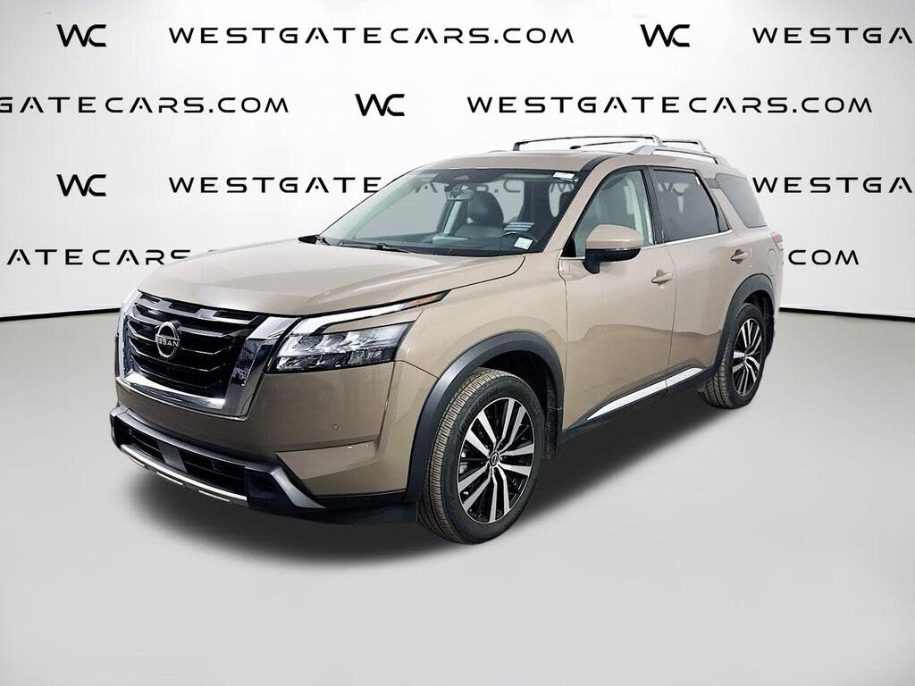 2023 Nissan Pathfinder Platinum FWD