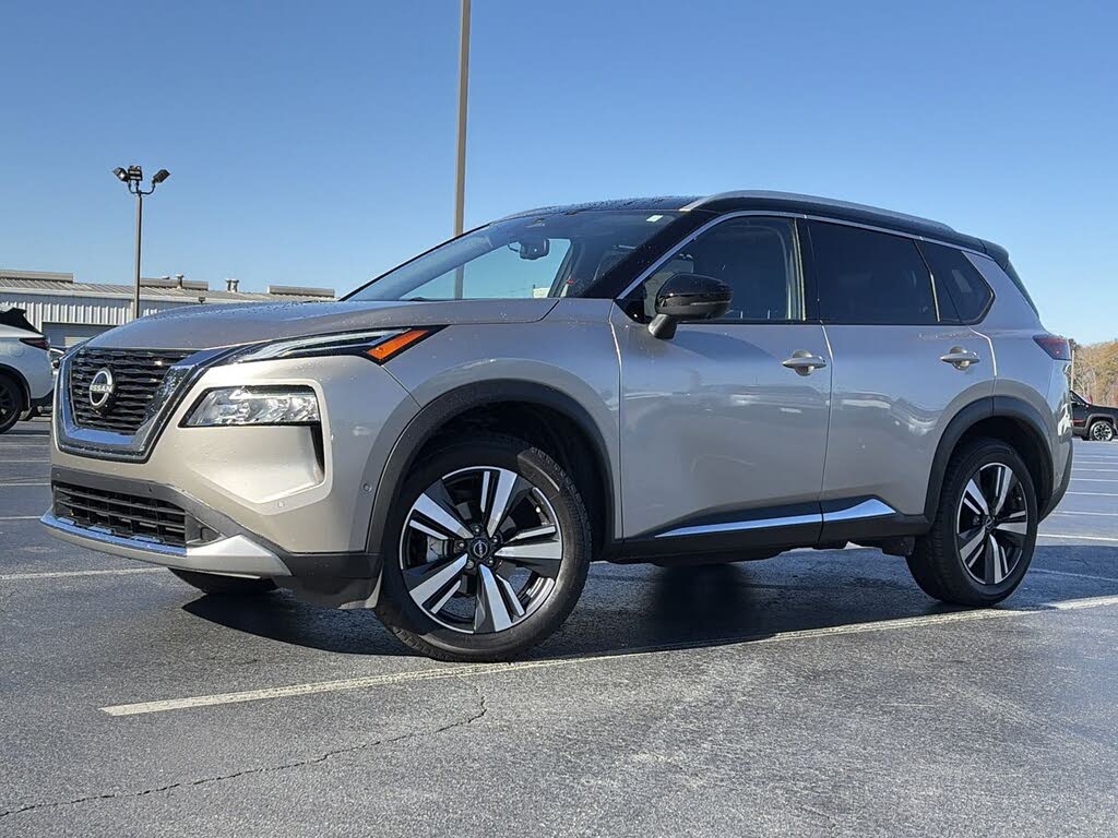 2023 Nissan Rogue Platinum FWD
