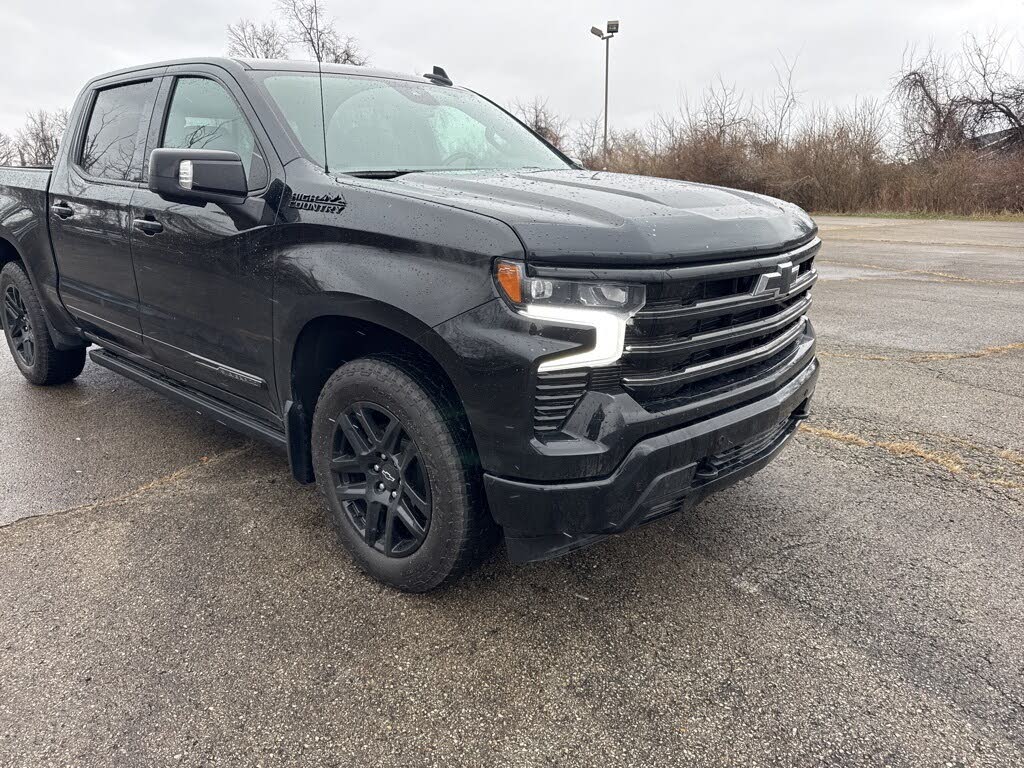 2024 Chevrolet Silverado 1500 High Country Crew Cab 4WD