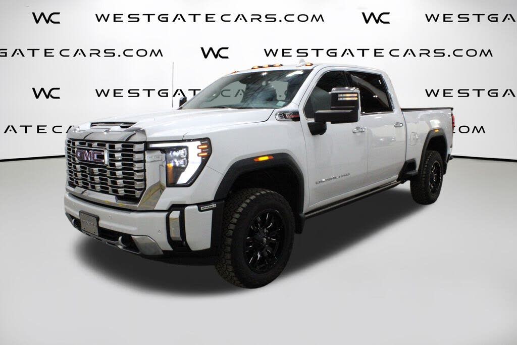2024 GMC Sierra 2500HD Denali Crew Cab 4WD