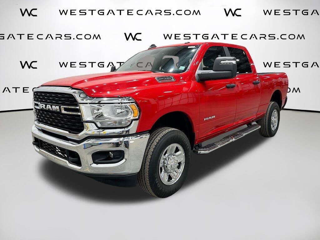 2024 RAM 2500 Big Horn Crew Cab 4WD
