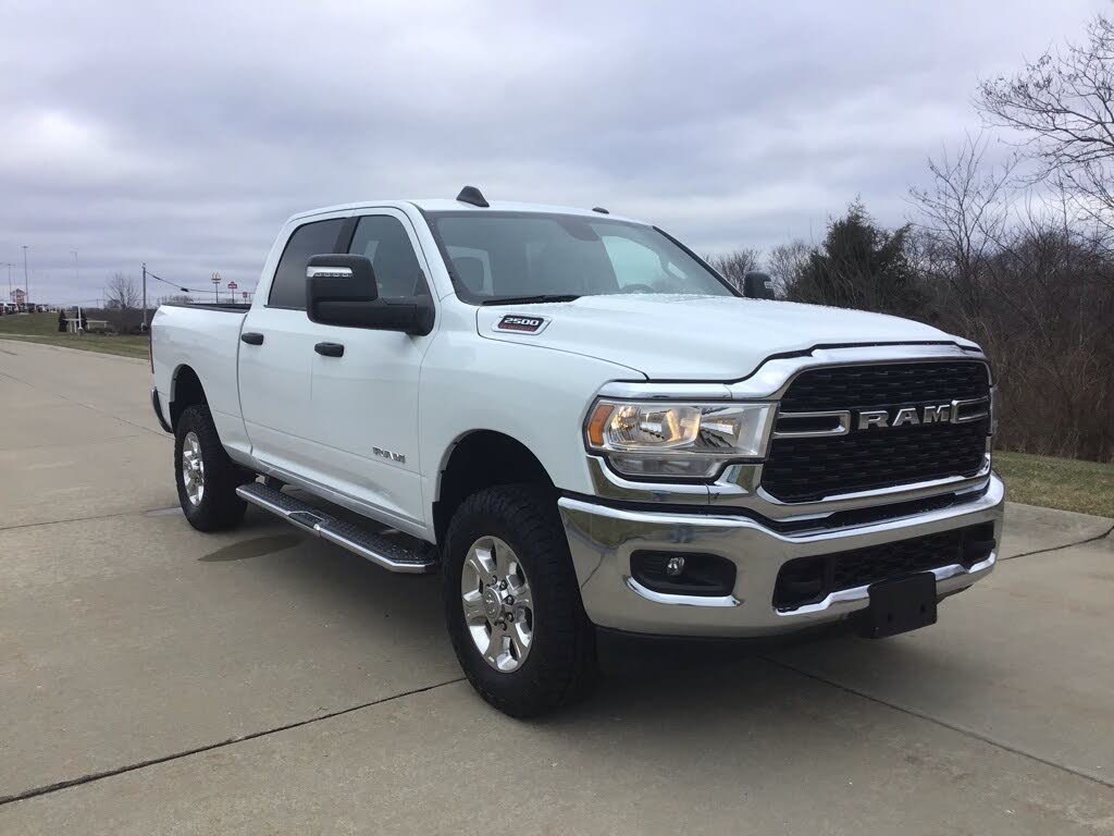 2024 RAM 2500 Big Horn Crew Cab 4WD