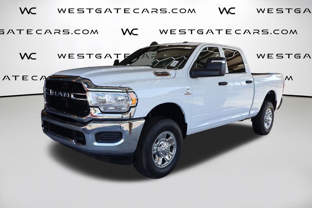 2024 RAM 2500 Tradesman Crew Cab 4WD