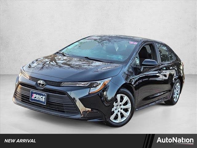 2025 Toyota Corolla LE FWD