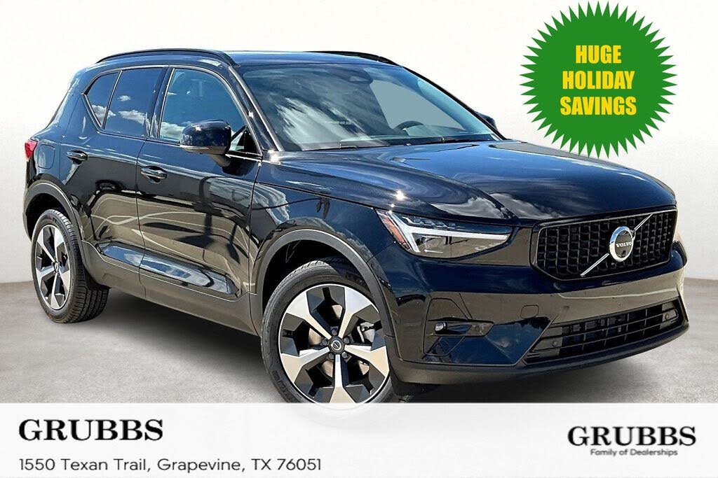 2026 Volvo XC40 B5 Plus AWD