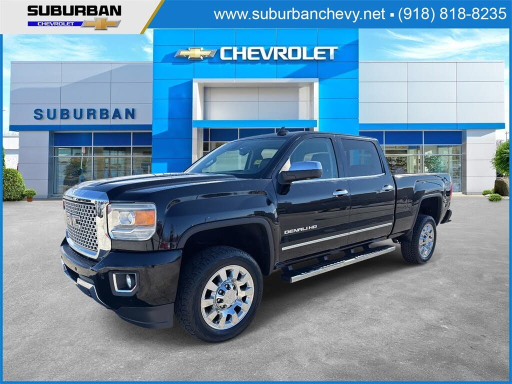 2015 GMC Sierra 2500HD Denali Crew Cab SB 4WD