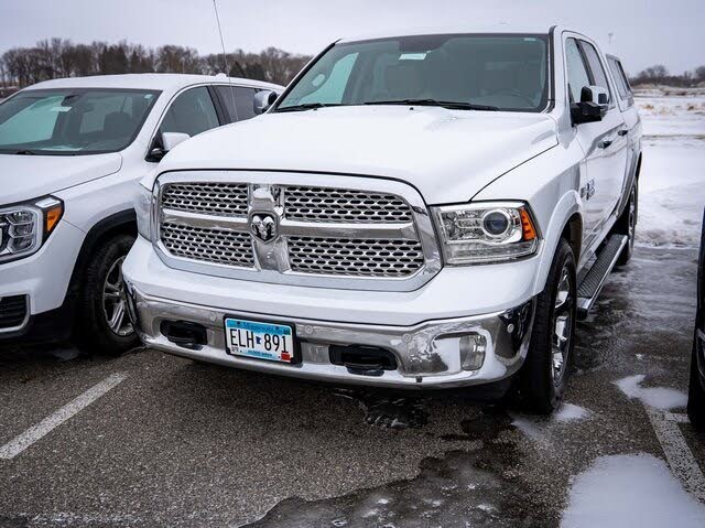 2017 RAM 1500 Laramie Crew Cab 4WD