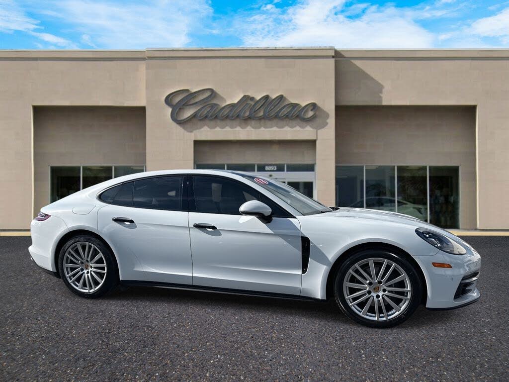 2018 Porsche Panamera 4 AWD