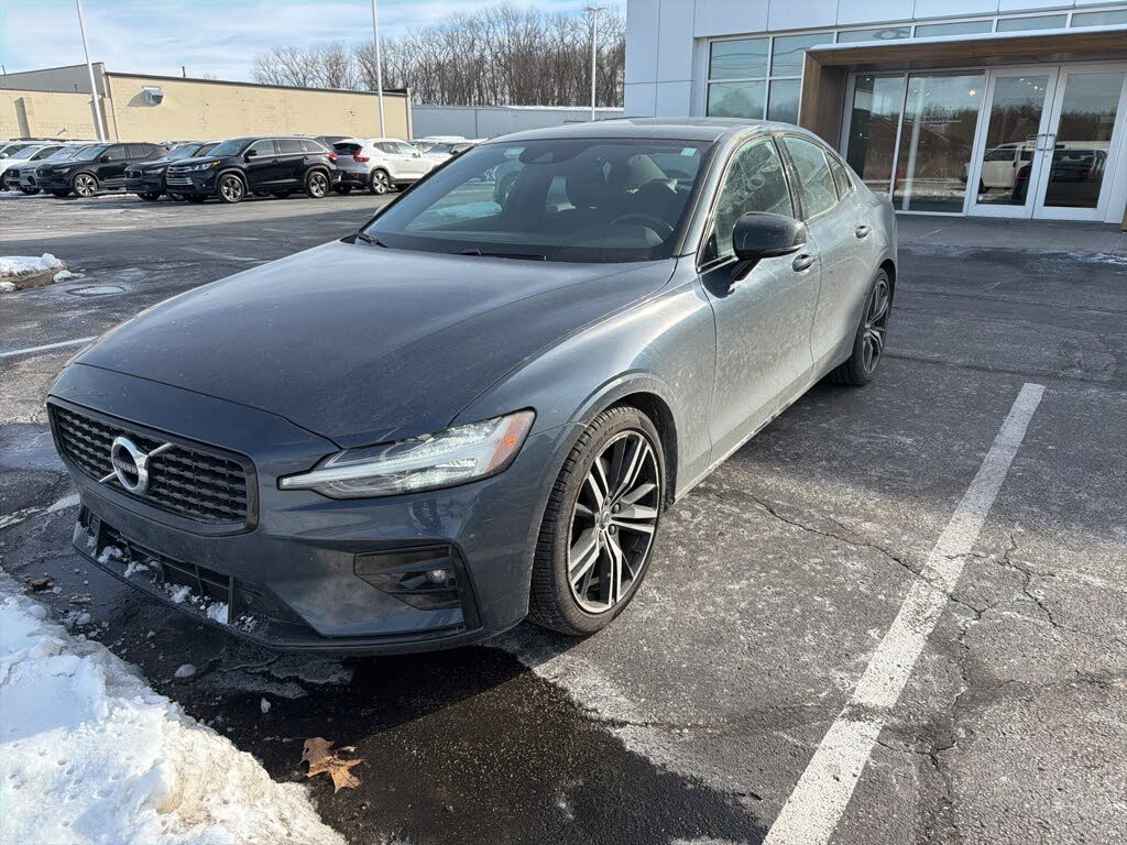 2021 Volvo S60 T6 R-Design AWD