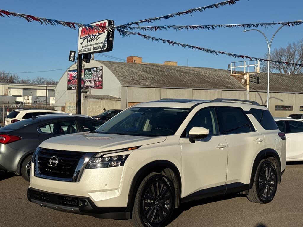 Nissan Pathfinder SL 4WD 2023