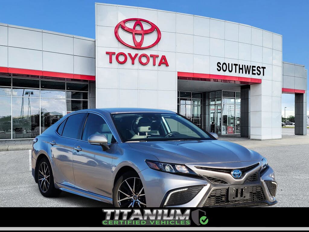 2023 Toyota Camry Hybrid SE FWD