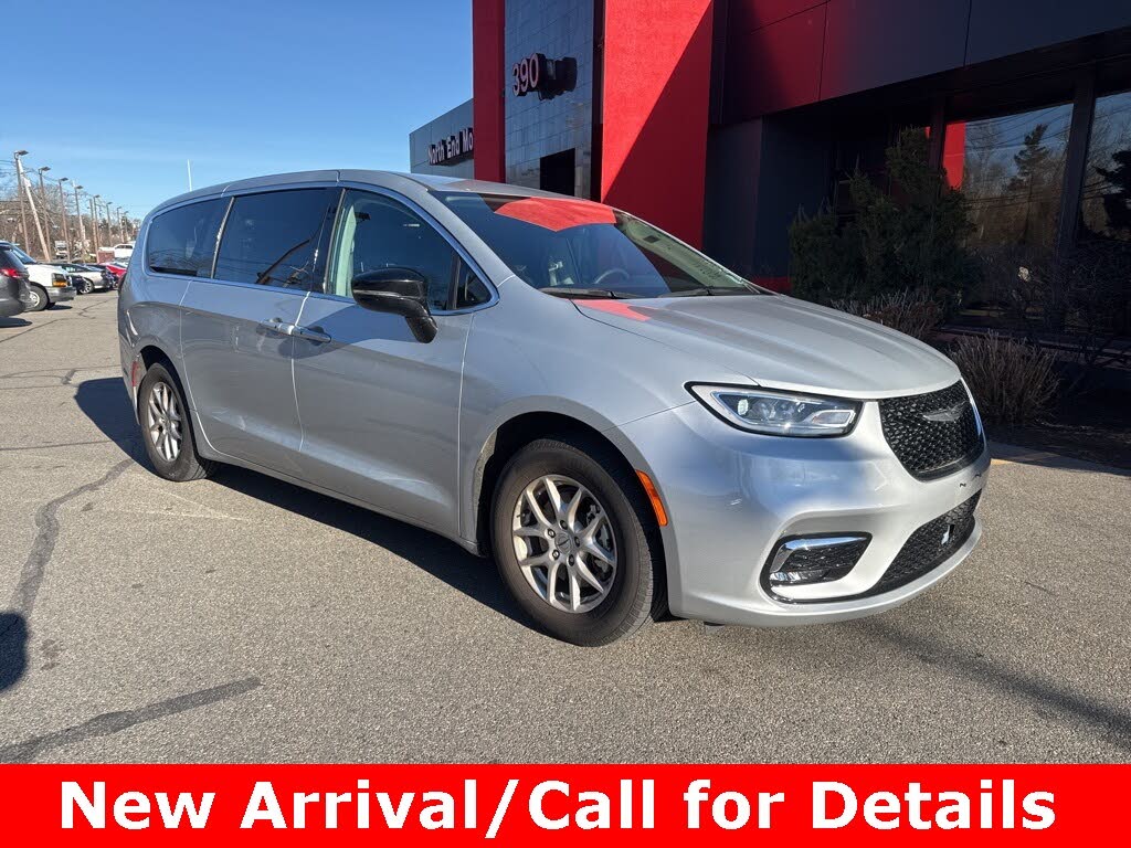 2024 Chrysler Pacifica Touring L FWD