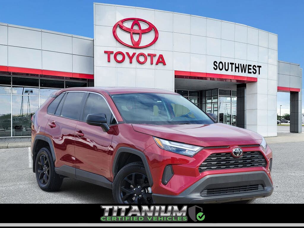 2024 Toyota RAV4 LE FWD