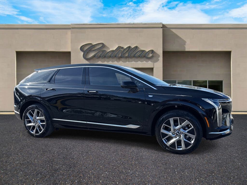2026 Cadillac OPTIQ Premium Luxury RWD