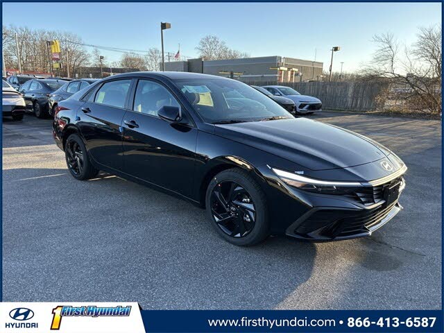 2026 Hyundai Elantra SEL Sport FWD