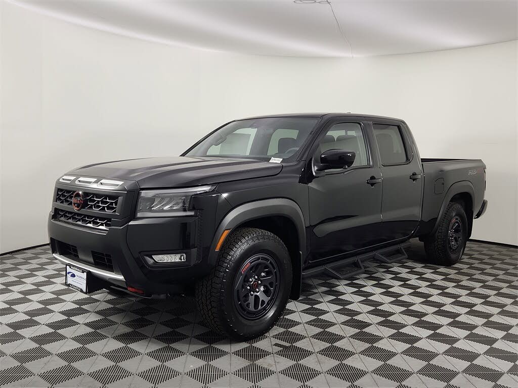 2026 Nissan Frontier PRO-4X Crew Cab LB 4WD