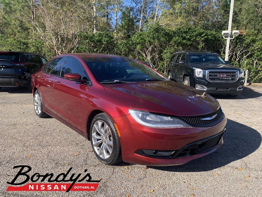 2015 Chrysler 200 S Sedan FWD