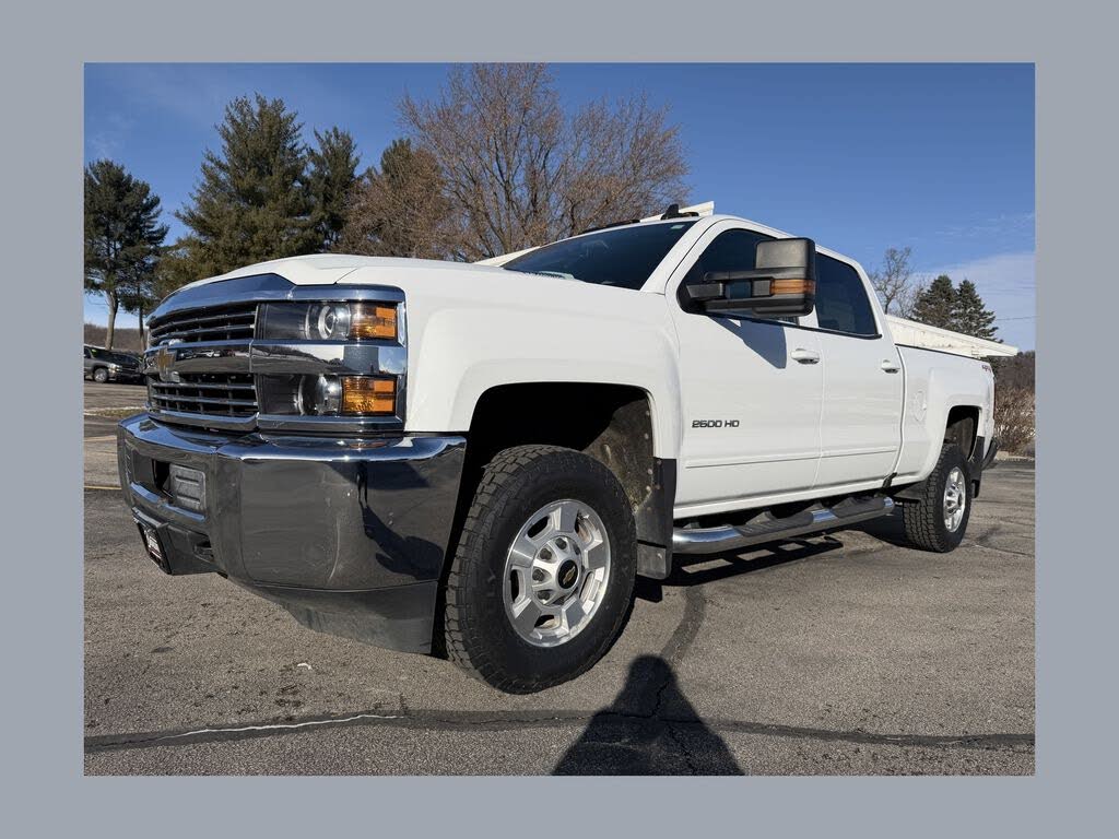2017 Chevrolet Silverado 2500HD LT Crew Cab 4WD