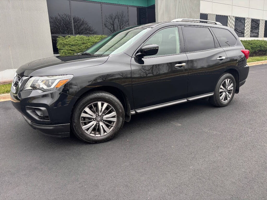 2017 Nissan Pathfinder S 4WD